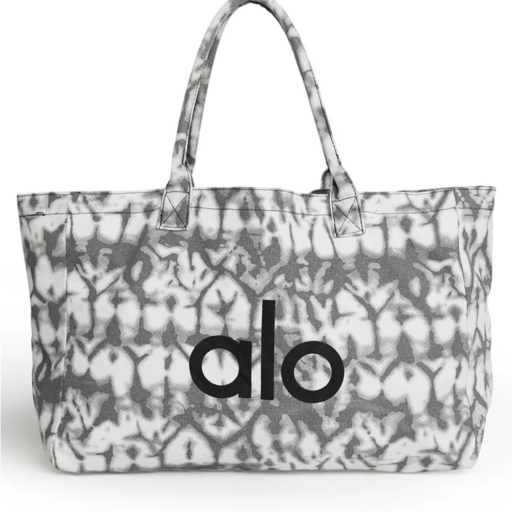 ALO Yoga Gray Tie Dye Iconic Shopper Tote